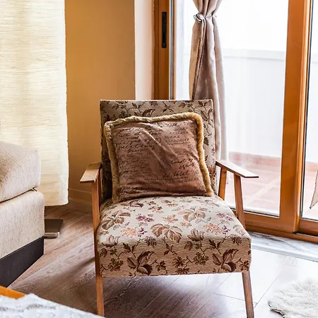 Maria's By Pikhost * Gjirokastër